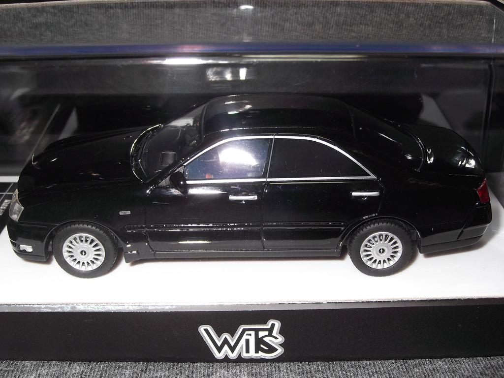 CEDRIC 300LV Black Finished Product WIT'S 1/43