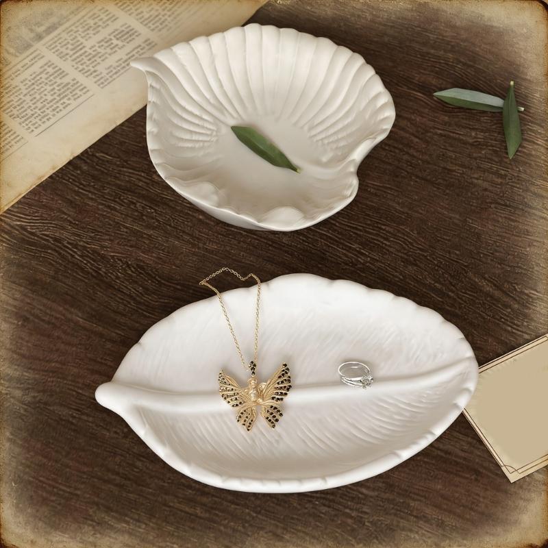 Silicone Leaf Shaped Plate Mold Epoxy Mould for Unique Decorative and Functional Tray Heat Resistant Jewelry Mould