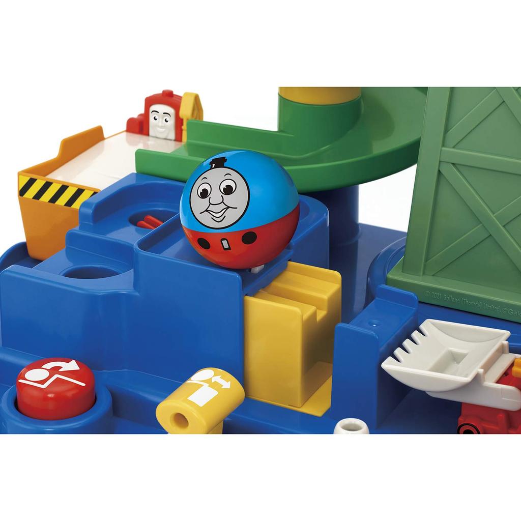 Gakken Thomas the Tank Engine Rolling Adventure 2 Years Old and 83690 (Target Age Over)