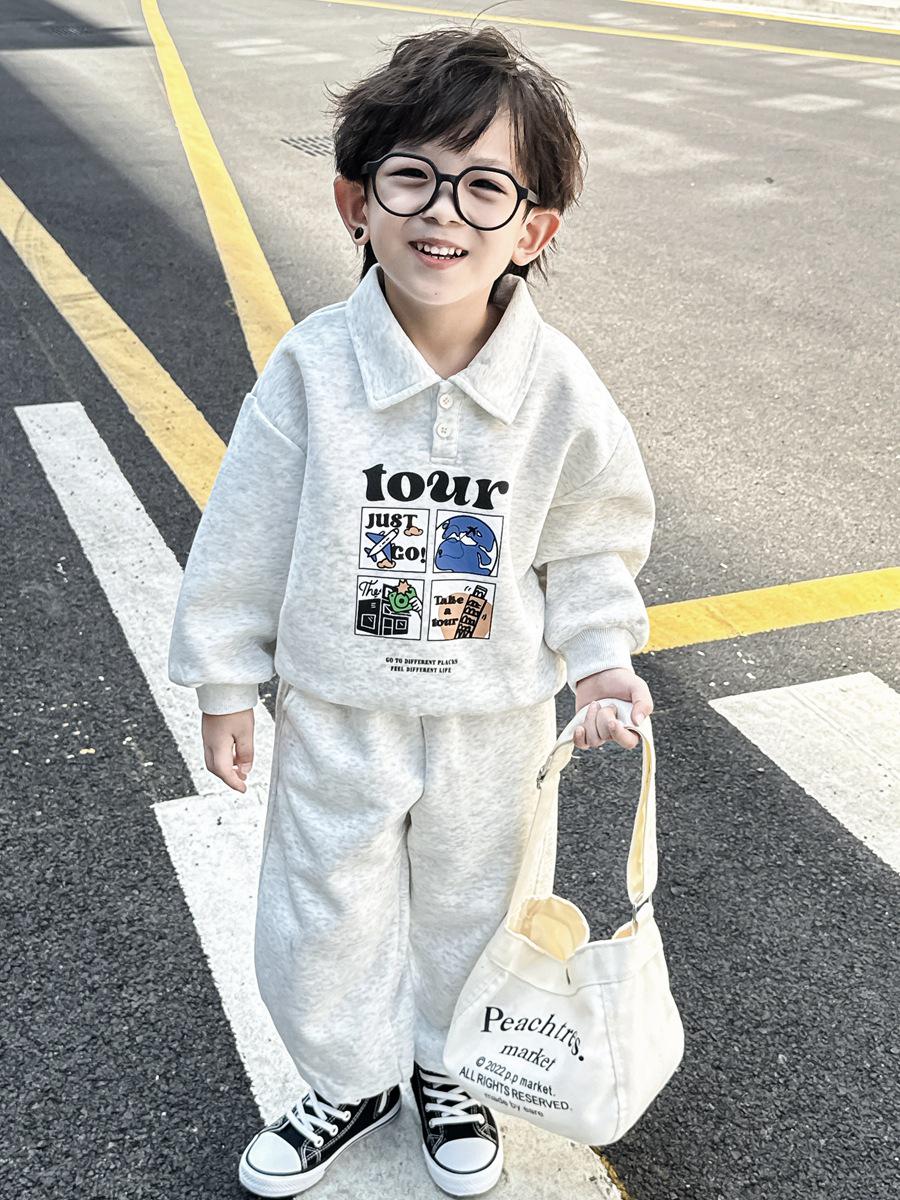 

Trendy Korean-Style Sweatshirt Set for Baby Boys - Stylish Spring & Autumn Wear 120 cm