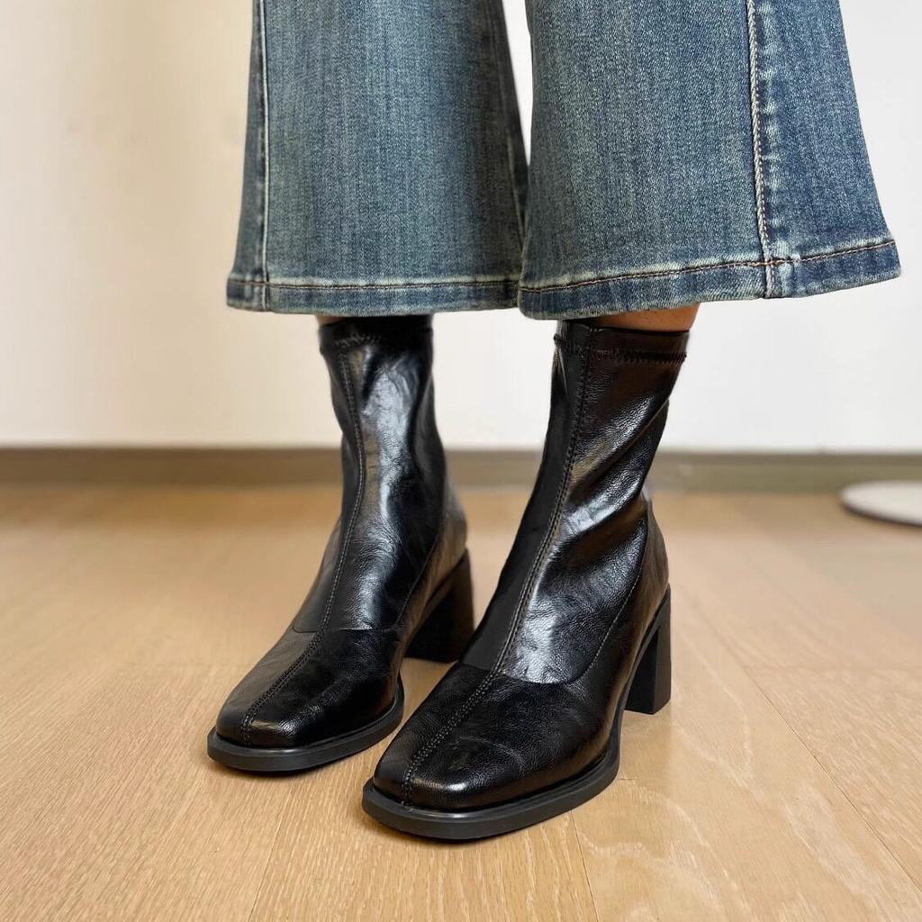 Soft leather square head brown thin boots women's autumn and winter velvet new thick heel Martin boots high heels short boots