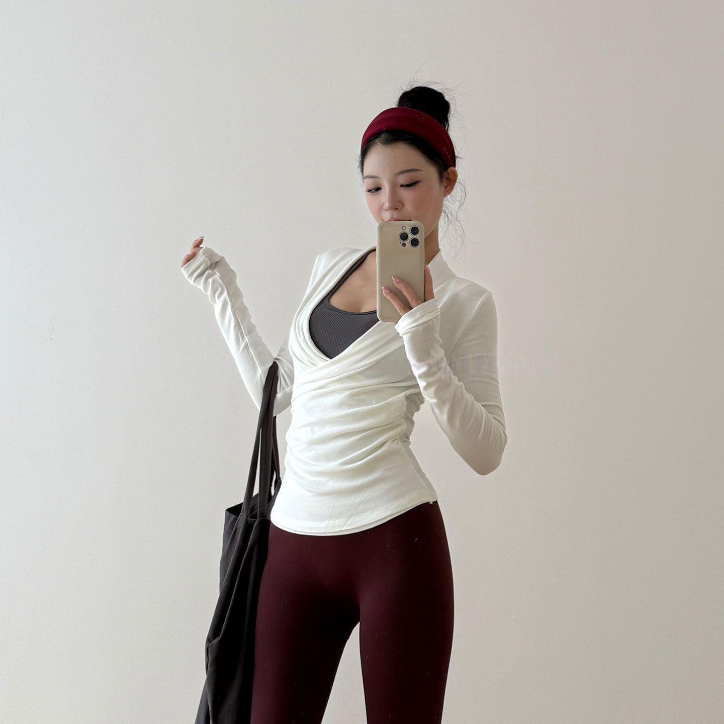 Women s High-Stretch V-Neck Long Sleeve Yoga Top L