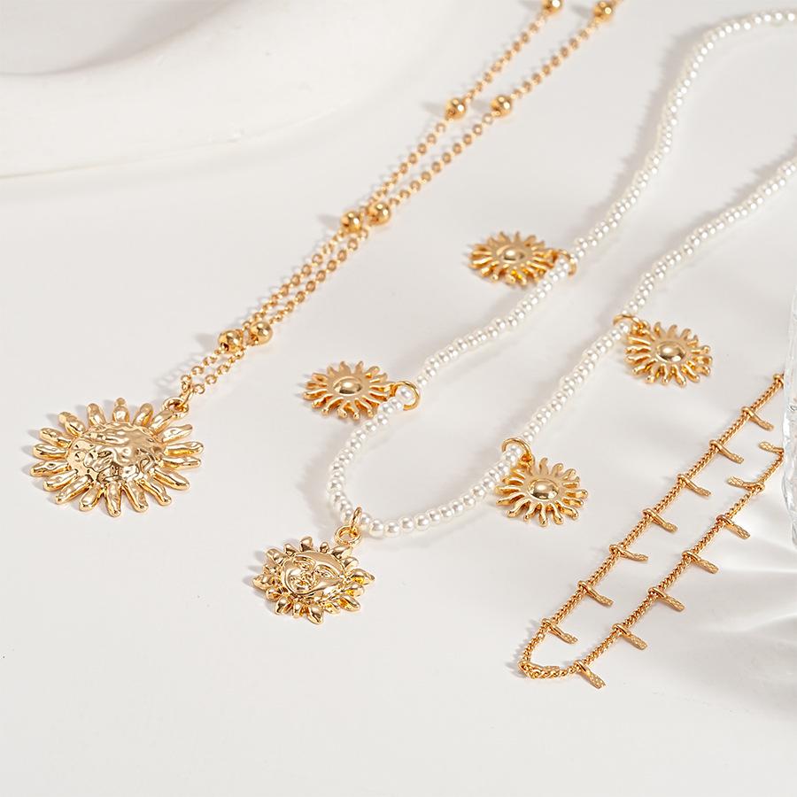 Three-piece imitation pearl portrait sunflower necklace niche necklace