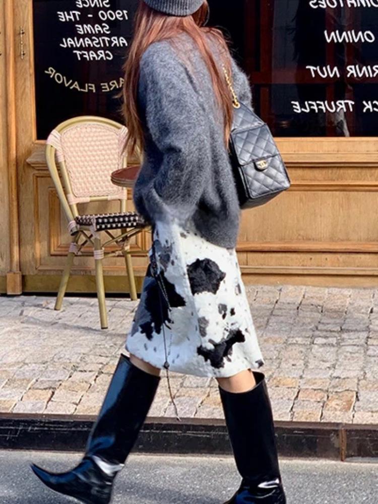 BLUETIQU Umweltfreundlicher flauschiger Kuhmuster-Fellimitat-Rock mit Taillenband