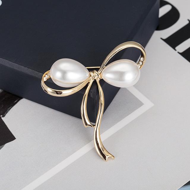 Versatile Pearl Bow Brooch Femininity Anti-Light Retro Corsage Accessories Cardigan Buckle Clothing