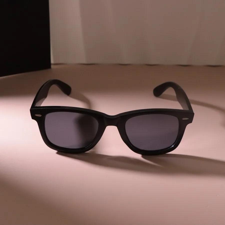 Mode Nieten Sonnenbrille Damen Herren Lieblich Rechteck Designer Sonnenbrille Männlich Weiblich Marke Luxuriös Reise