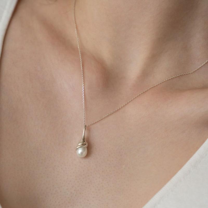 Gryning av mig Torsionspärlhalsband