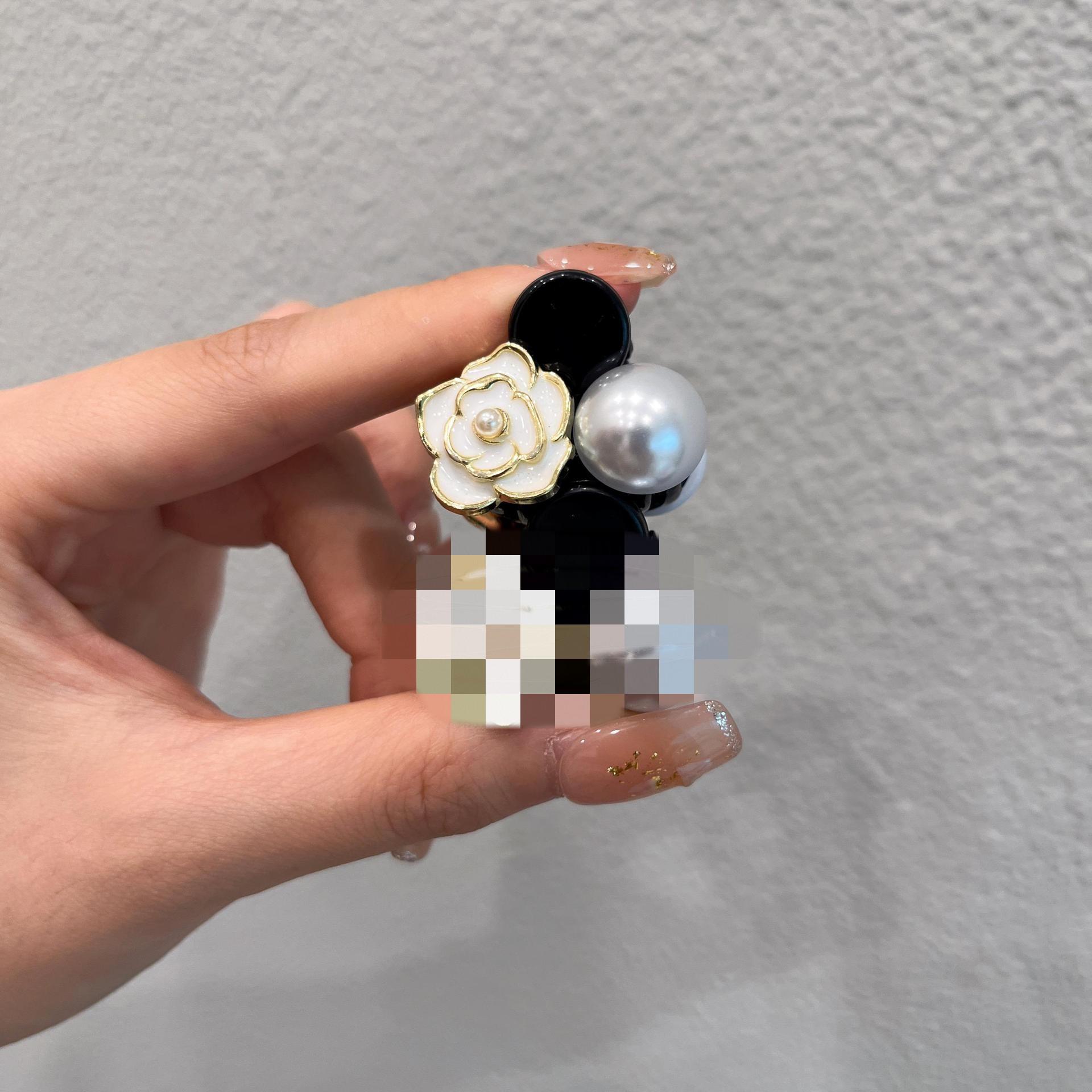 

Милая мини-маленькая шпилька для девочек с цветочным принтом камелии, имитация жемчуга, коготь для волос для женщин, корейская мода, аксессуары для прически