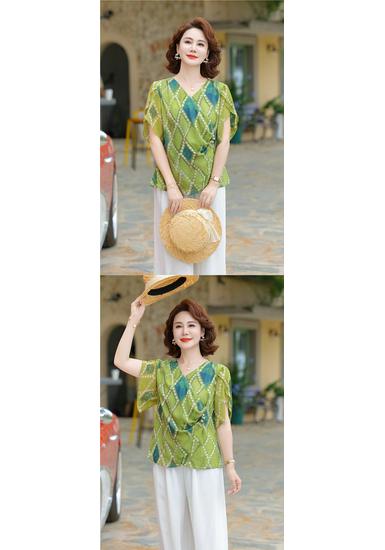 Chiffon Short-Sleeved Blouse – Mother's Summer Style for Middle-Aged Women