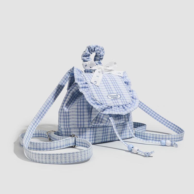 Backpack with Ruffled Edges College-style Commuting Schoolbag