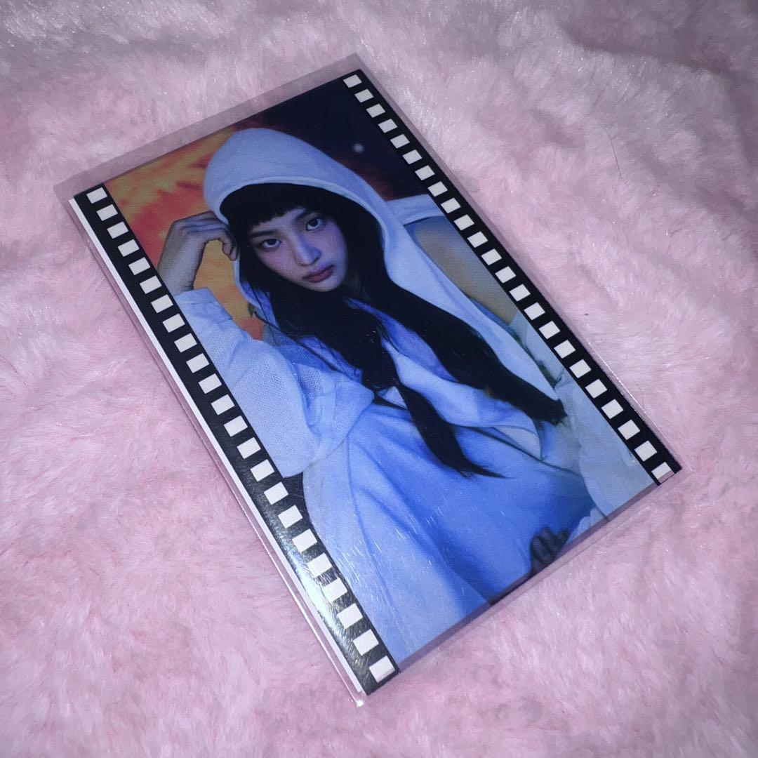 

[USED] NewJeans Minzy Aladdin Bonus Trading Card