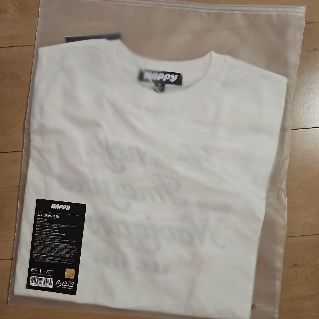 

[Б/У] Футболка BTS JIN HAPPY