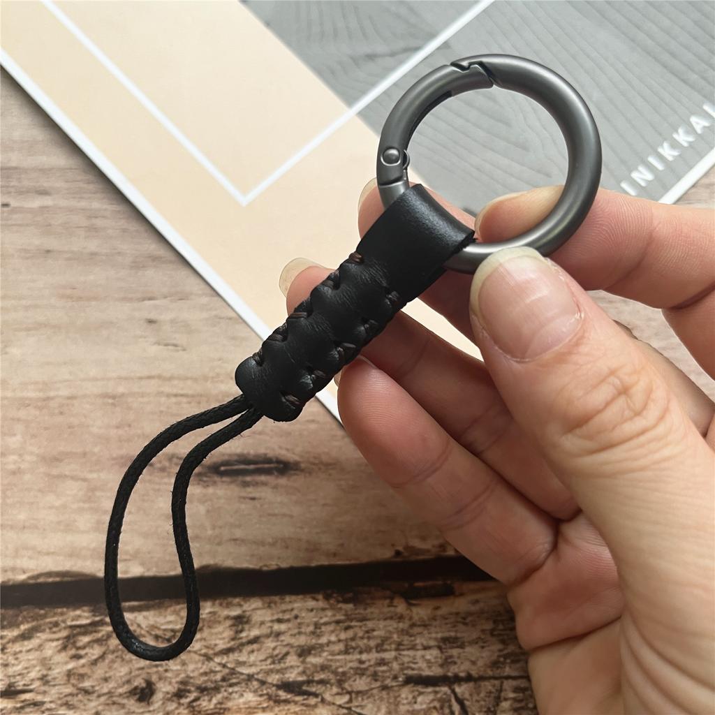 Keychain on the Phone Cowhide Key Chain Simple Accessories Leather Keychain Lanyard Couple Keychains for Car Retro Lanyards