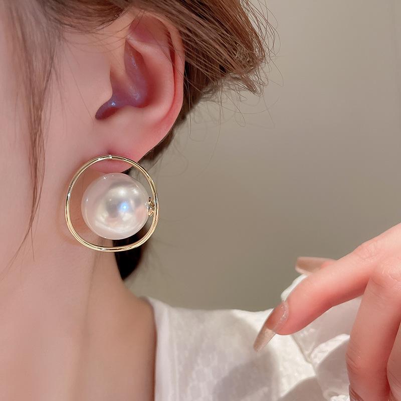 Imitation Pearl Irregular Silver Needle Earrings Real Gold Electroplating French Simple Geometric Earrings