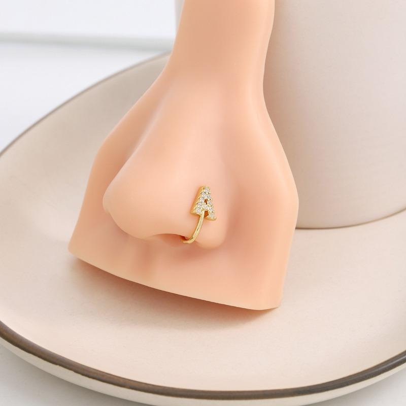 A 26-letter U-shaped Diamond-encruted Nose Stud Without A Pungent Clip