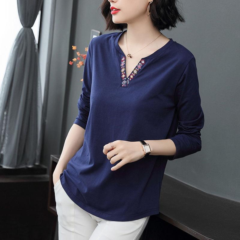 Large Size Women's Embroidered V-neck Long-sleeved T-shirt for Middle-aged and Elderly Mothers Bottoming Shirt Top
