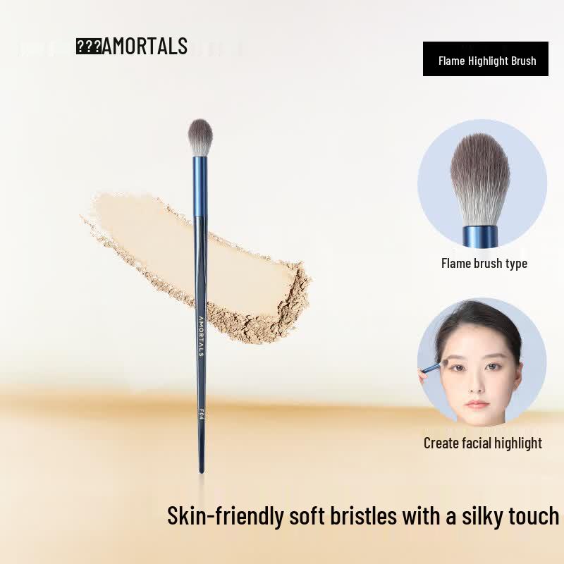 AMORTALS Galaxy Travel Highlighter Brush