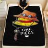 Flanelová deka s potiskem postaviček z One Piece, Vysoká kvalita, Pohodlná pro všechna roční období, Domácí dekorace, Teplo a pohodlí, Perfektní jako vánoční dárky