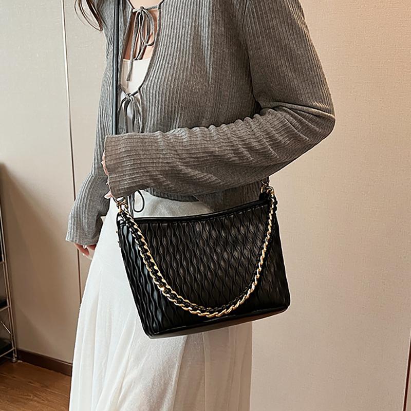Monochromatic pleated women's bags simple versatile shoulder bags PU leather women's square crossbody bags with shoulder strap  new