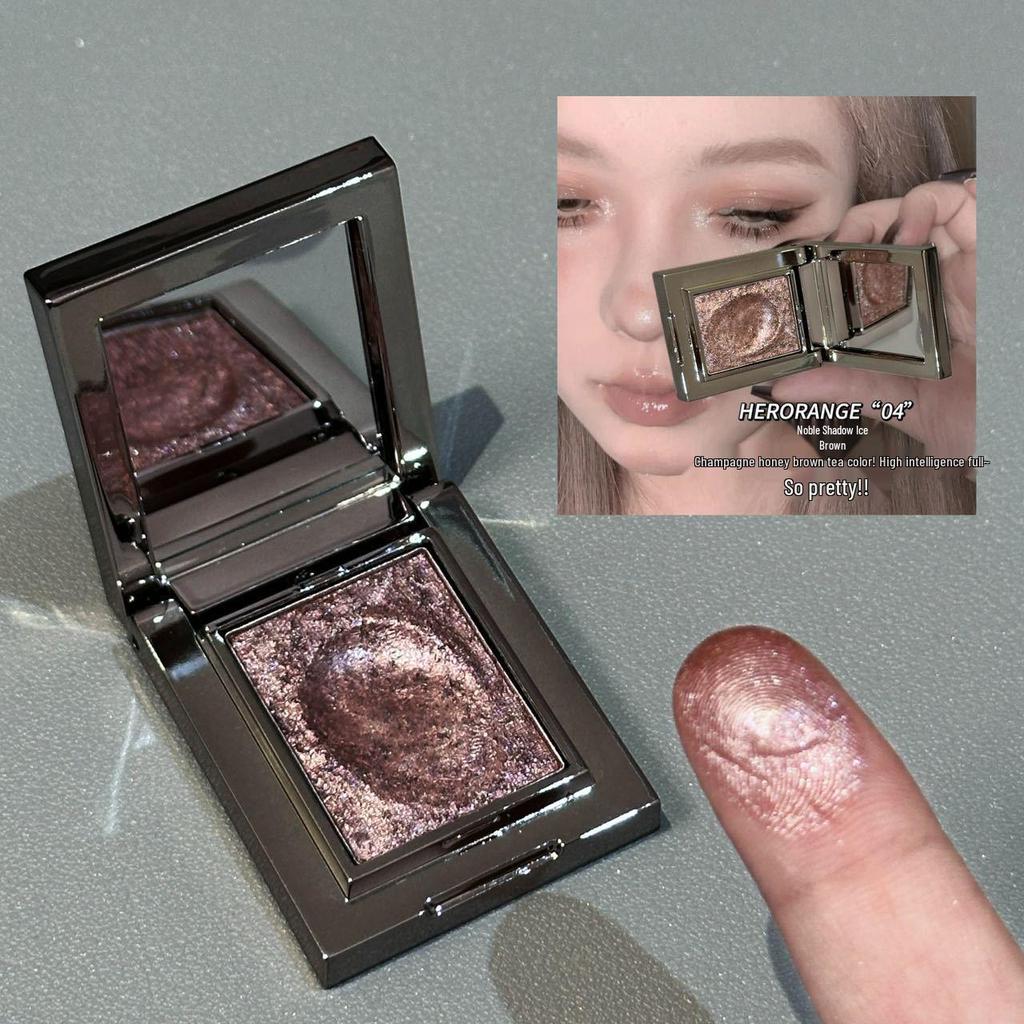 Introducing the Light Luxury Pearl Eyeshadow: New Smoky Earth Tones for Alluring Eye Makeup.