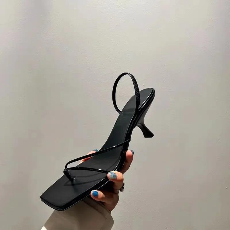 2025 Neue Echtleder Retro Eckige Zehen Pantoletten Mode Hoher Absatz Hausschuhe Damen Damen Sandalen