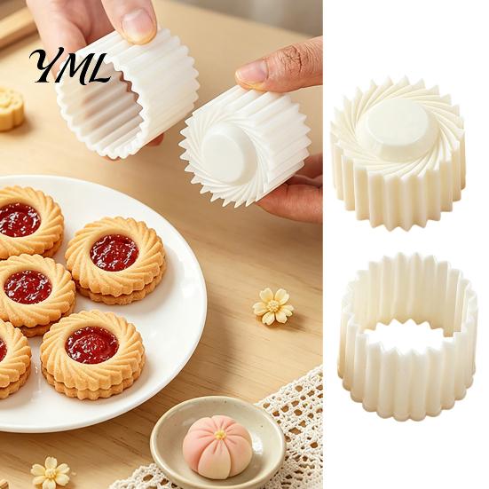 Removable Abs Pastry Stamp 2-in-1 Round Mooncake Mold, Double Ended Press with Scallop And Easy Clean Baking Mold Spiral Embossing for DIY Baking,