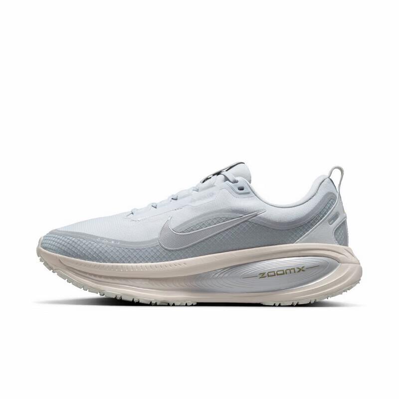 

NIKE Men s VOMERO 18 RUN Running Shoes 43