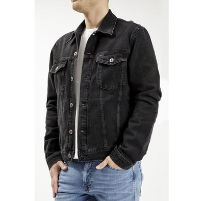 Paltoane și geci – Jachete din denim