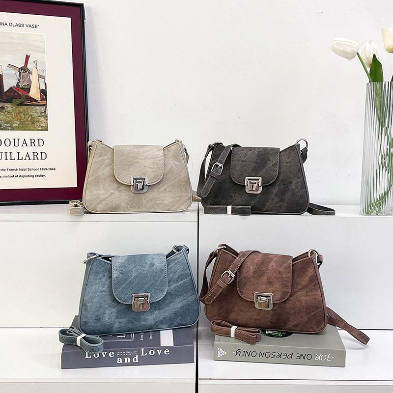 Autumn and Winter New Retro PU Armpit Bag Versatile Commuting Shoulder Bag Niche Minimalist Crossbody Bag