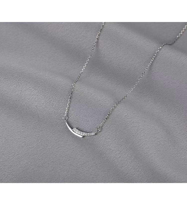 Women's Layered Smile Necklace: Chic Lock Chain, Personalized Light Luxury Jewelry