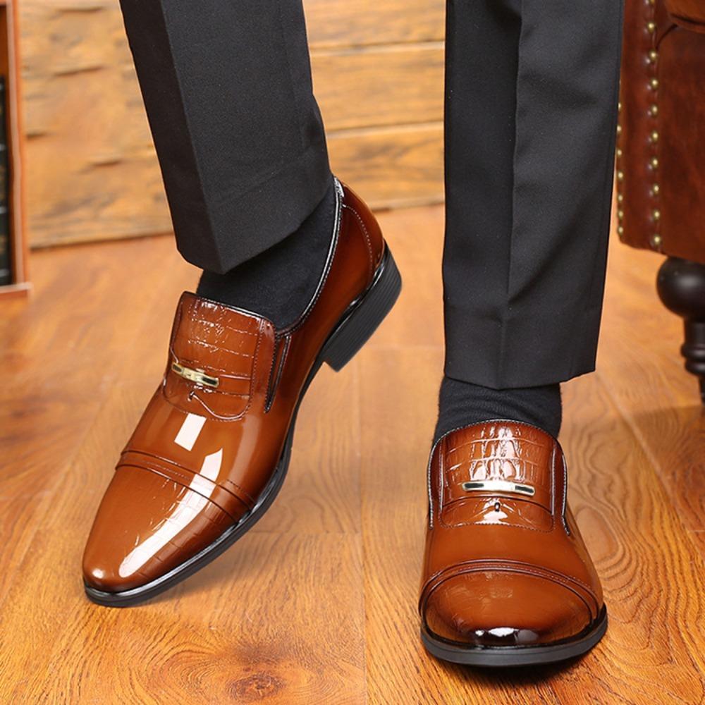 

Large Size Mens Fashion Gradient Color Leather Shoes 48 коричневий