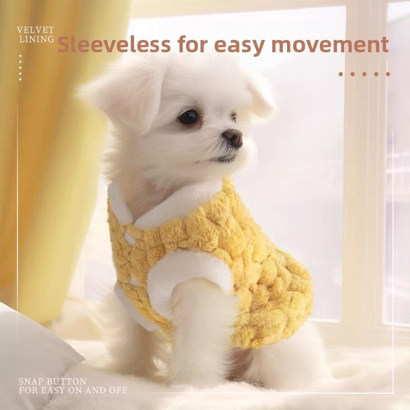 Autumn and winter new warm cute pet dog cat clothes winter warm beetle velvet vest Pet Christmas Clothes