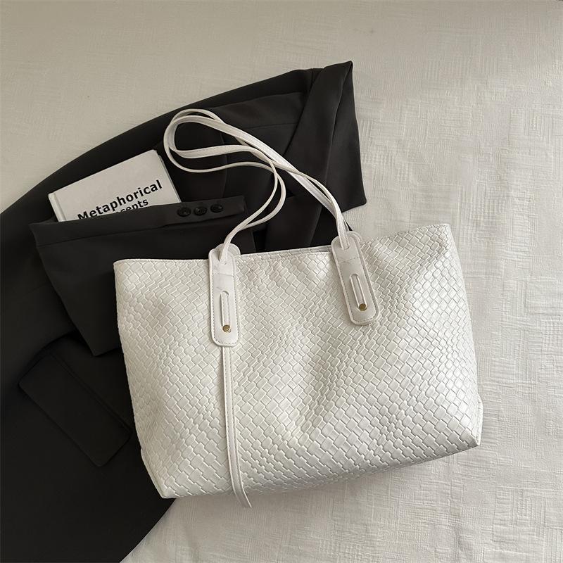 Retro woven large-capacity bag women's 2025 autumn new Korean version fashion tote bag versatile underarm bag shoulder bag