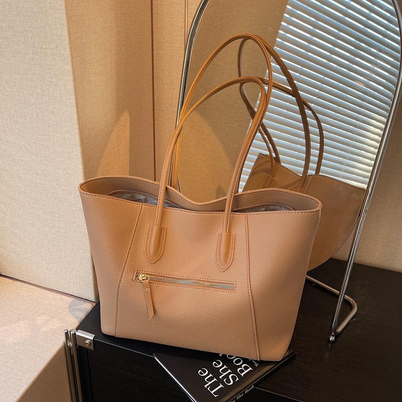 Simple and versatile bag women's large-capacity new autumn and winter casual shoulder bag popular commuter tote bag