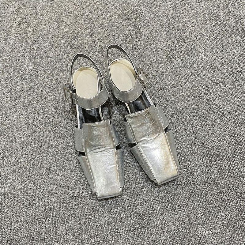 Fashion 2025 New Summer Fashion Hollow Out Women Sandals Silver Chunky Pumps Luxury Design Buckle Strap Gladiator Rome Shoes