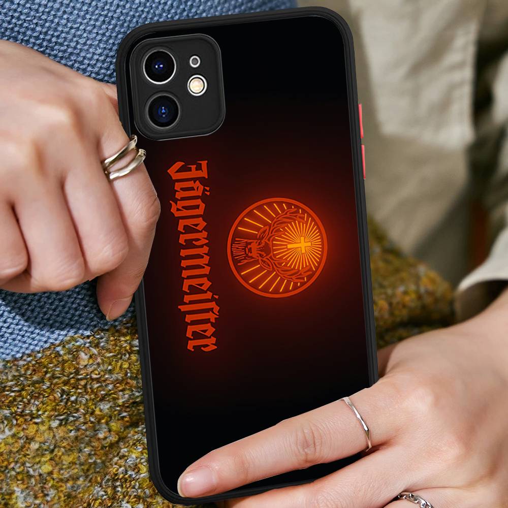 Heißes J-JaegermeisterS Handyhülle Für iPhone 16 15 14 11 12 13 Pro Max Plus 12 XS Max Rückabdeckung Mattes Case