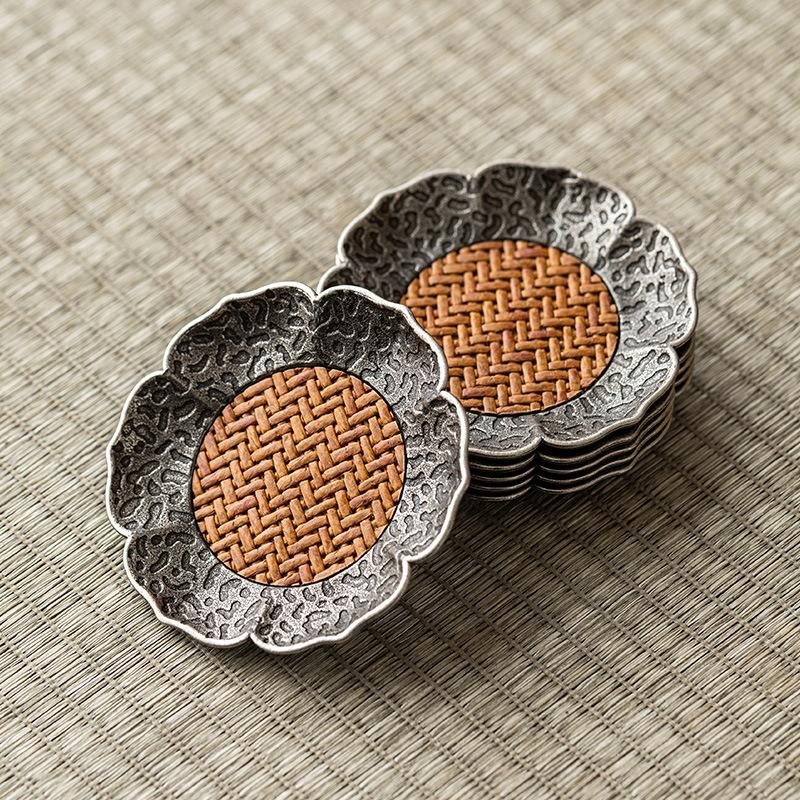 5pcs Chinese Hammer Patterned Alloy Rattan Mat Water Cup Pad Retro Rattan Woven Lotus Cup Holder Heat Insulation Pad Tea Set Pad