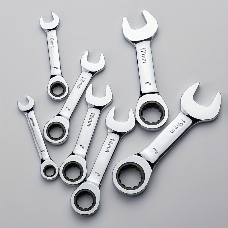 Compact Dual-Purpose Ratchet Wrench for Automotive Repair