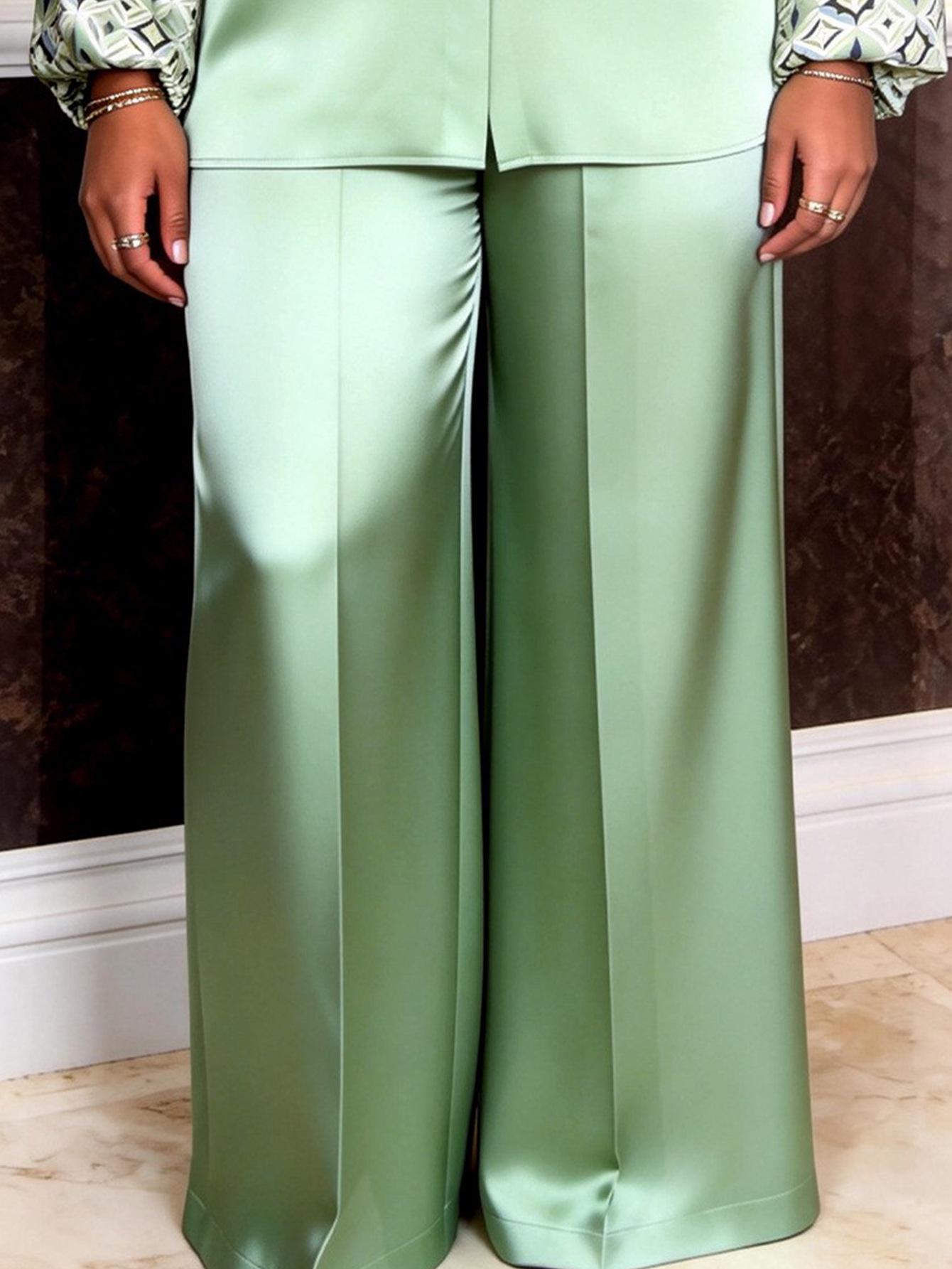 

Plus Size Women s Geometric Satin Patchwork Suit - Flaw-Covering Shirt & Wide-Leg Pants Set 4XL