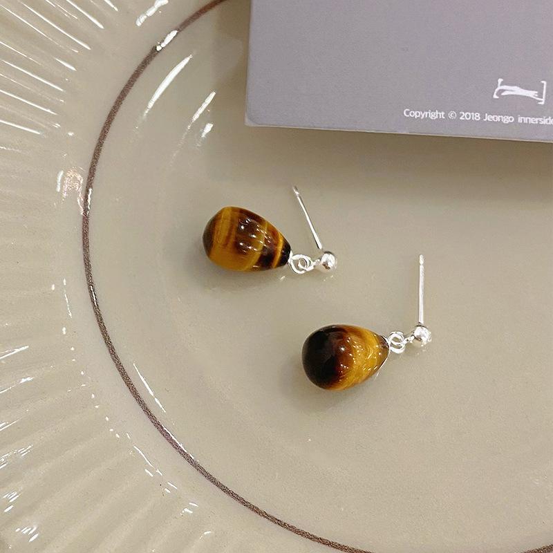 

Модные серьги-капли из камня тигровый глаз, легкие, роскошные, высокого класса, изысканные, темпераментные