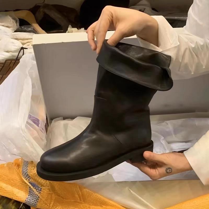 Cowhide version~ autumn and winter new flat-bottomed Martin boots retro leather versatile round head niche eversion medium boots short boots