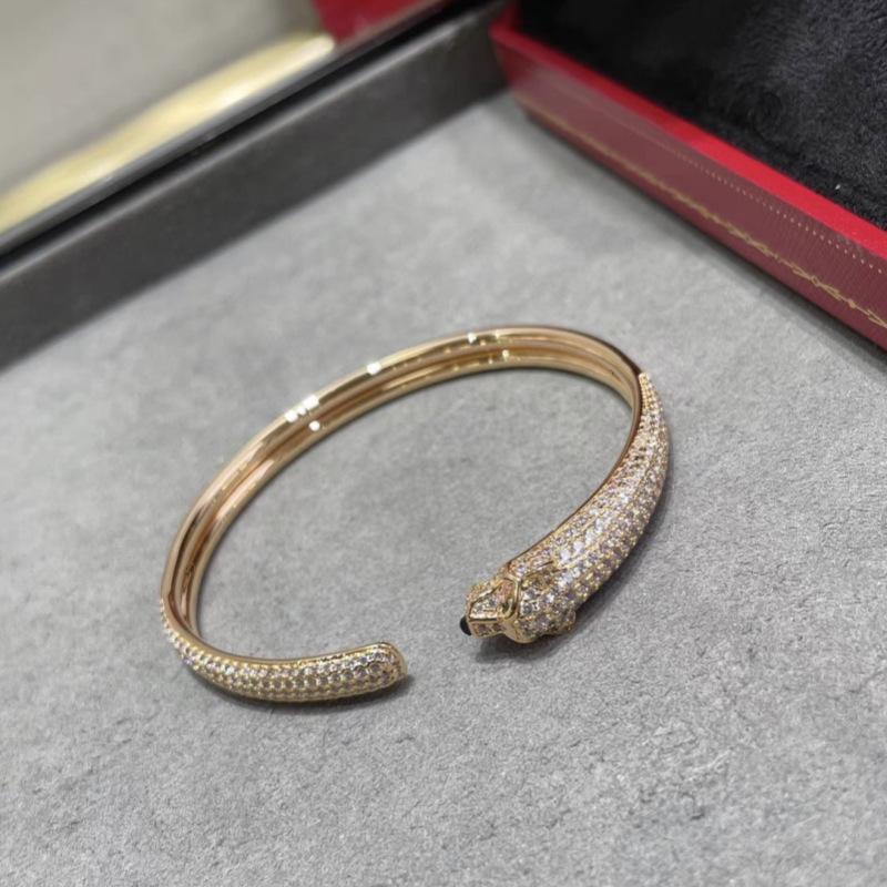 

Leopard Head and Tail Diamond Bracelet Female Green-eyed Cheetah Bracelet Opening Adjustable Full Diamond Leopard Head Bracelet