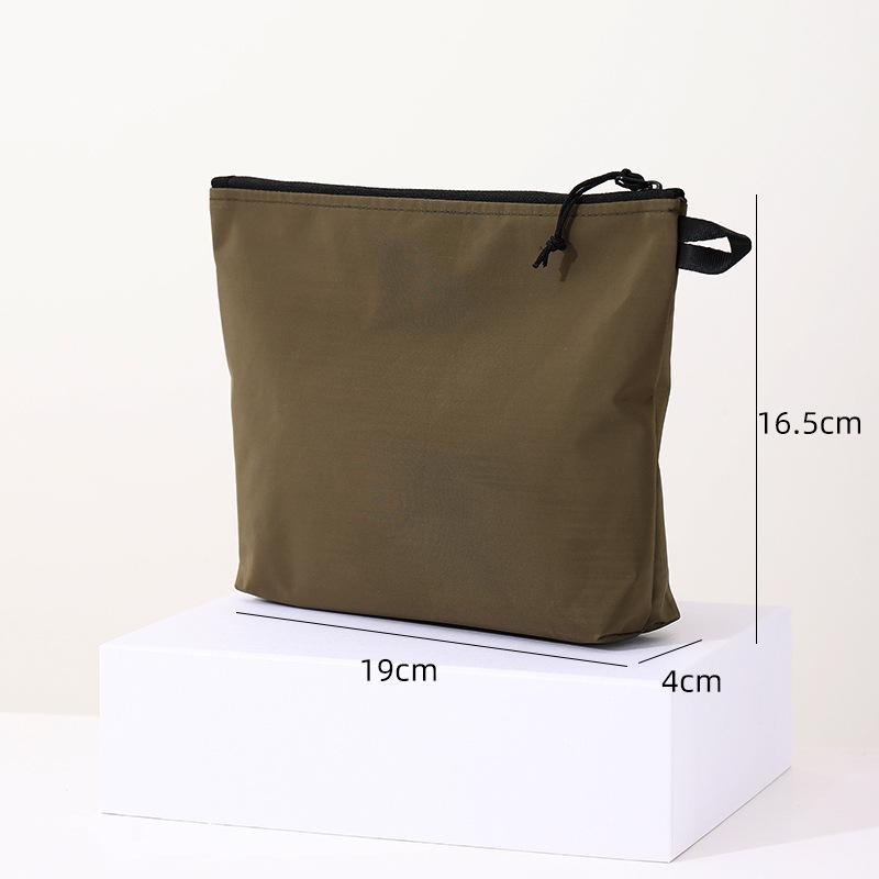 

Outdoor Travel Waterproof Toilet Brush Bag Large Capacity Portable Cosmetic Bag Solid Colour Makeup Storage Bag Case for Women