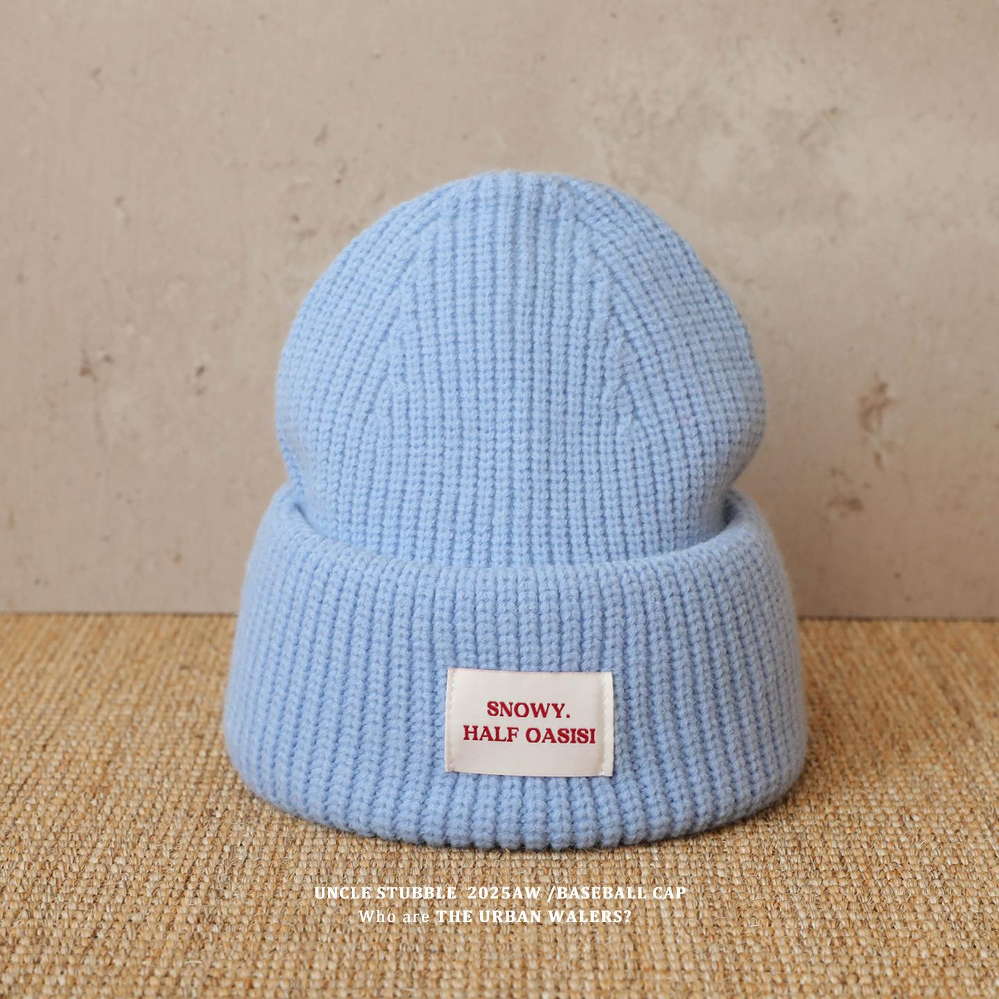 

Утепленные теплые шапки для мужчин и женщин в корейском стиле, повседневные, универсальные, с защитой ушей, шерстяные шапки, подчеркивающие лицо, для молодых пар, вязаные шапки average size (55-61cm)