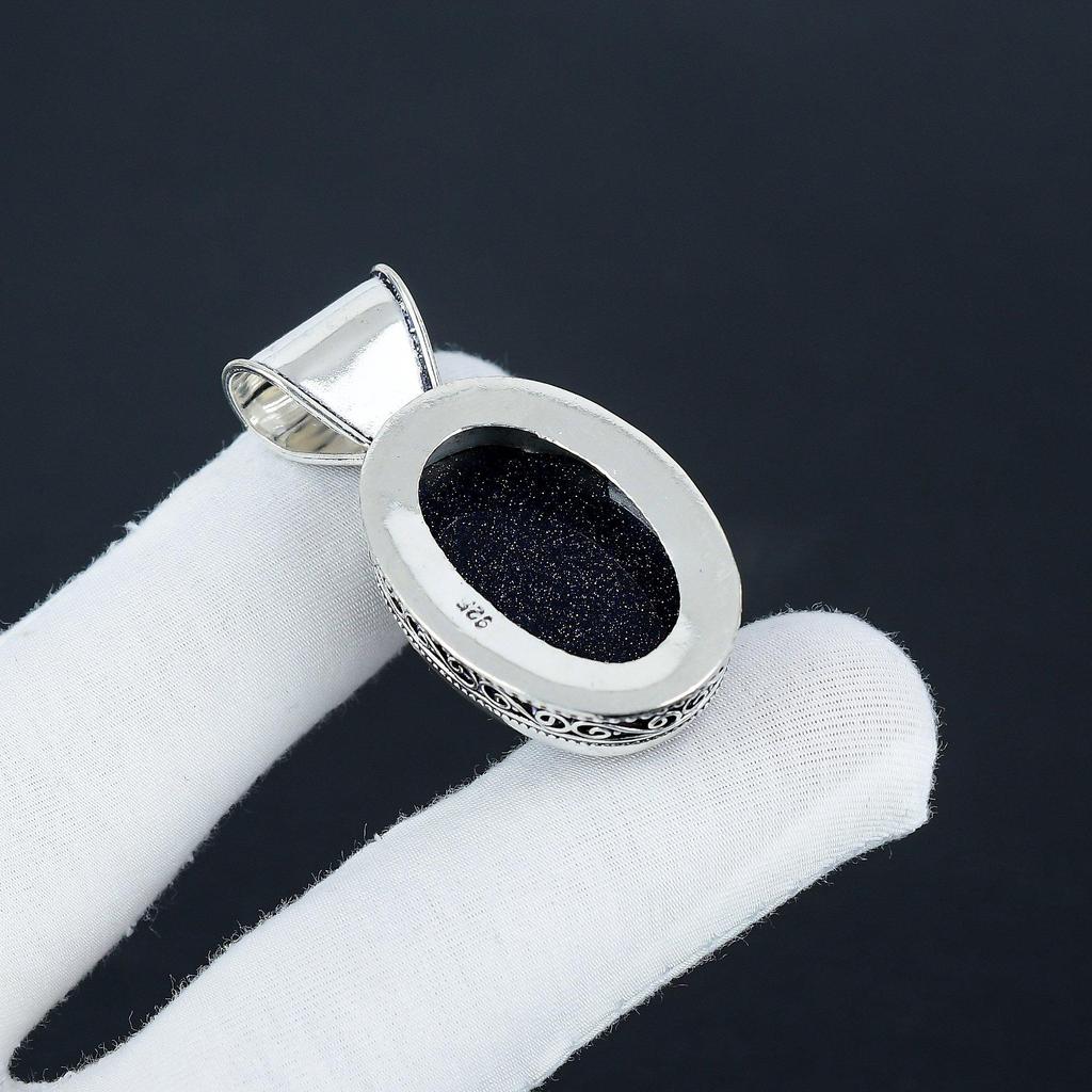Natürlicher Blauer Sonnenstein Edelstein Silberanhänger in 925 Sterling Silber - Handgefertigtes Ovales Design, Alltagsschmuck Geschenk für Sie