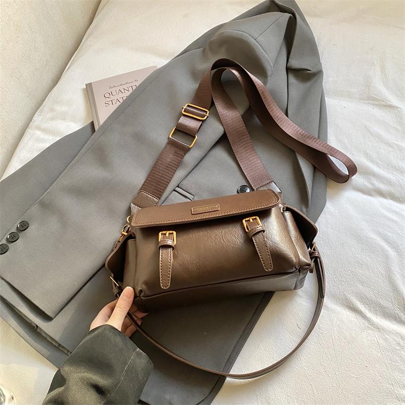 

Vintage Style Motorcycle Mini Flap Shoulder Cross Body Bags For Women PU Leather Solid Color Dual Straps Small Satchels Bag 2026 24x16x9.5cm кавовий
