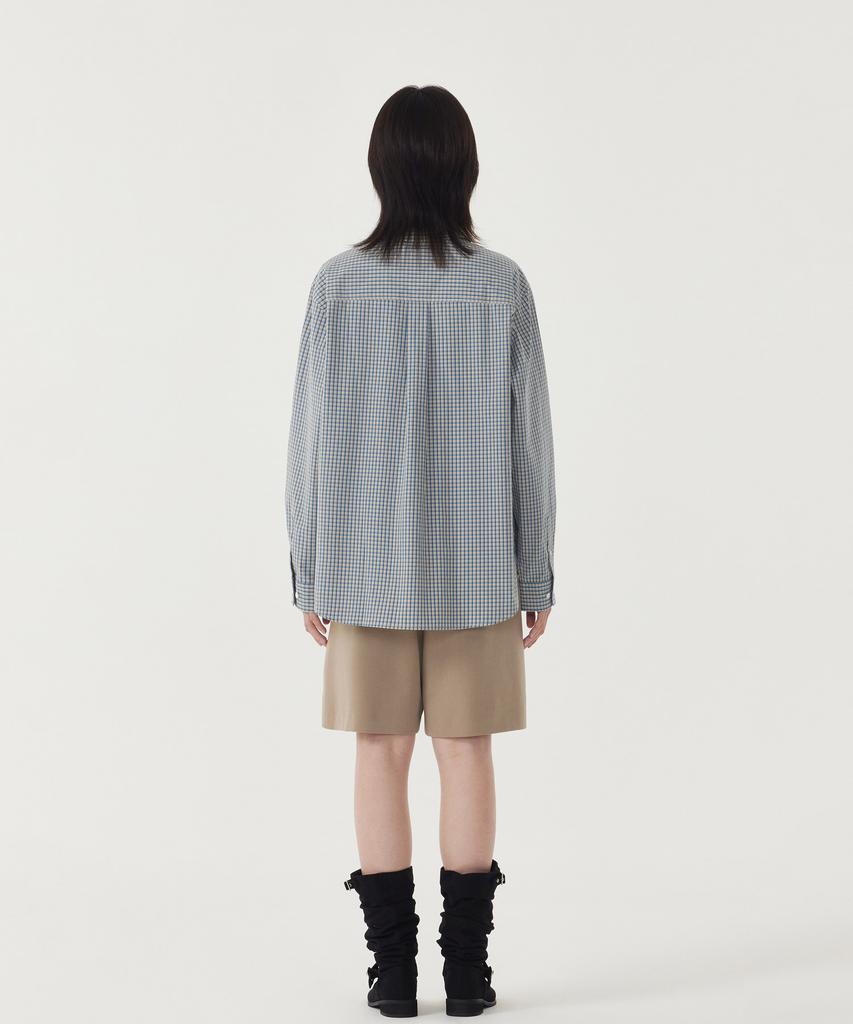 COVERNAT WOMAN Belted Bermuda Shorts Khaki Beige