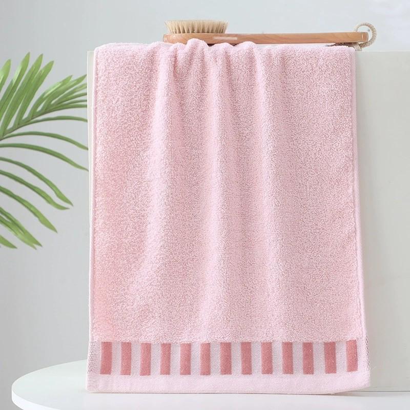 Absorbent Thickened Pure Cotton Bath Towel with Embroidered Souvenir Design
