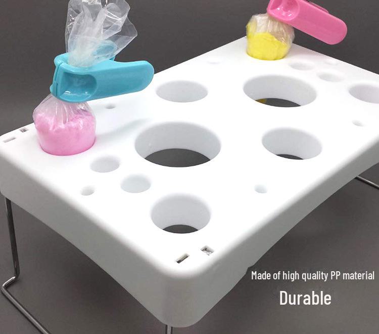 Baking Tools: Cake Decorating Bag and Rack with DIY Mold
