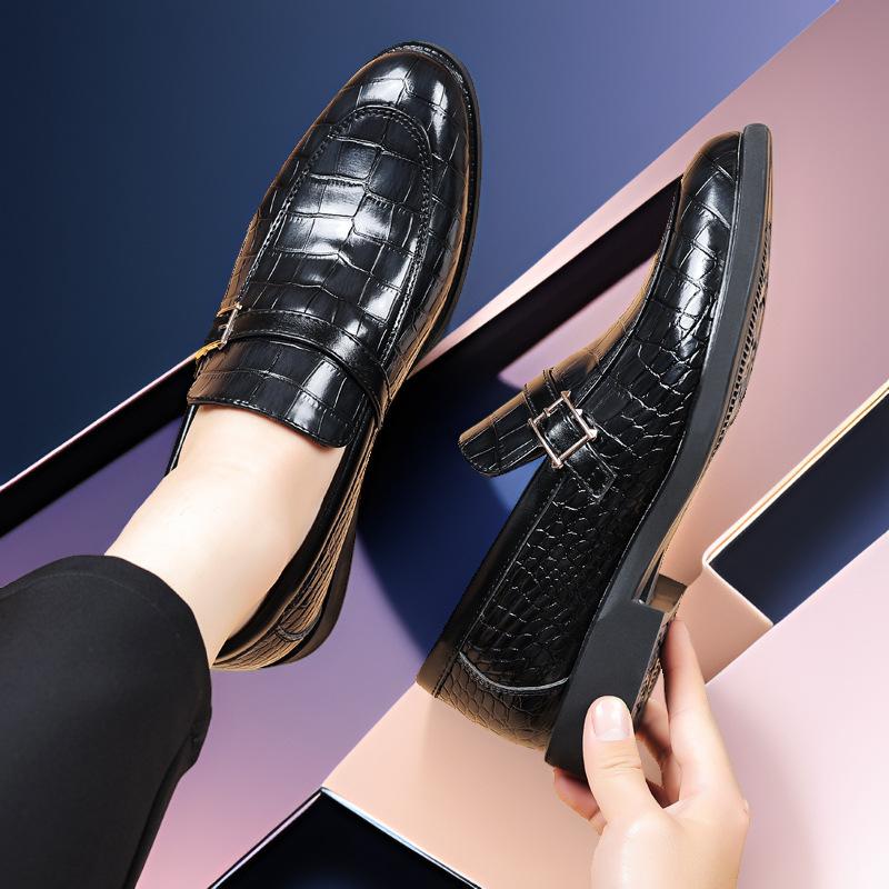 

2025 новые кожаные туфли мужские деловые повседневные туфли с рисунком крокодила мужские британские и корейские версии остроносые туфли большого размера 38
